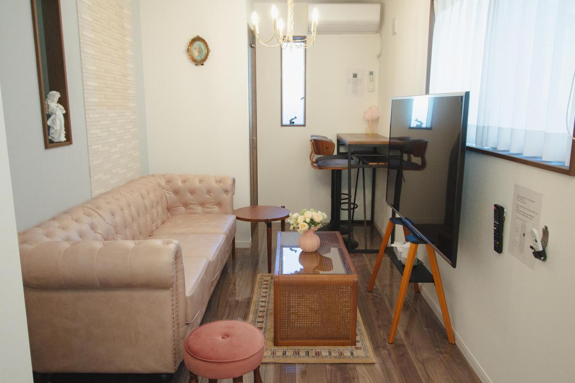 Qiqi House Serenity 新築一軒家宿 Brand New Exclusive 3-story House Near Skytree Asakusa Vakantiehuis *
