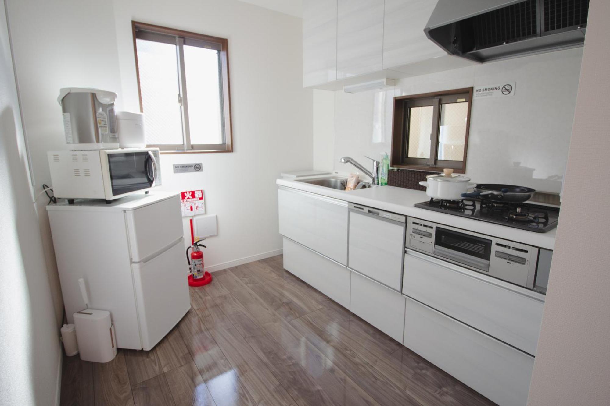Qiqi House Serenity 新築一軒家宿 Brand New Exclusive 3-story House Near Skytree Asakusa Vakantiehuis *